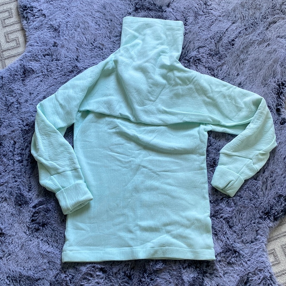 Anntian sweatshirt